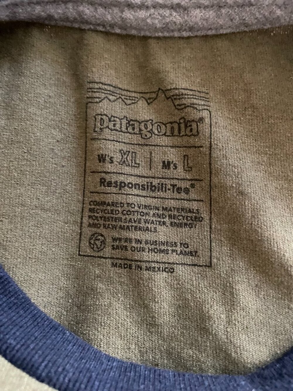 Patagonia Two Tone 'Responsibiliti-Tee' Unisex T-Shirt - Size L - Picture 7 of 9